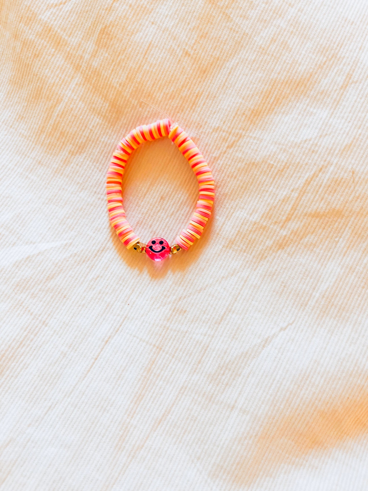 pink lemonade smiley bracelet 💗😄⚡️